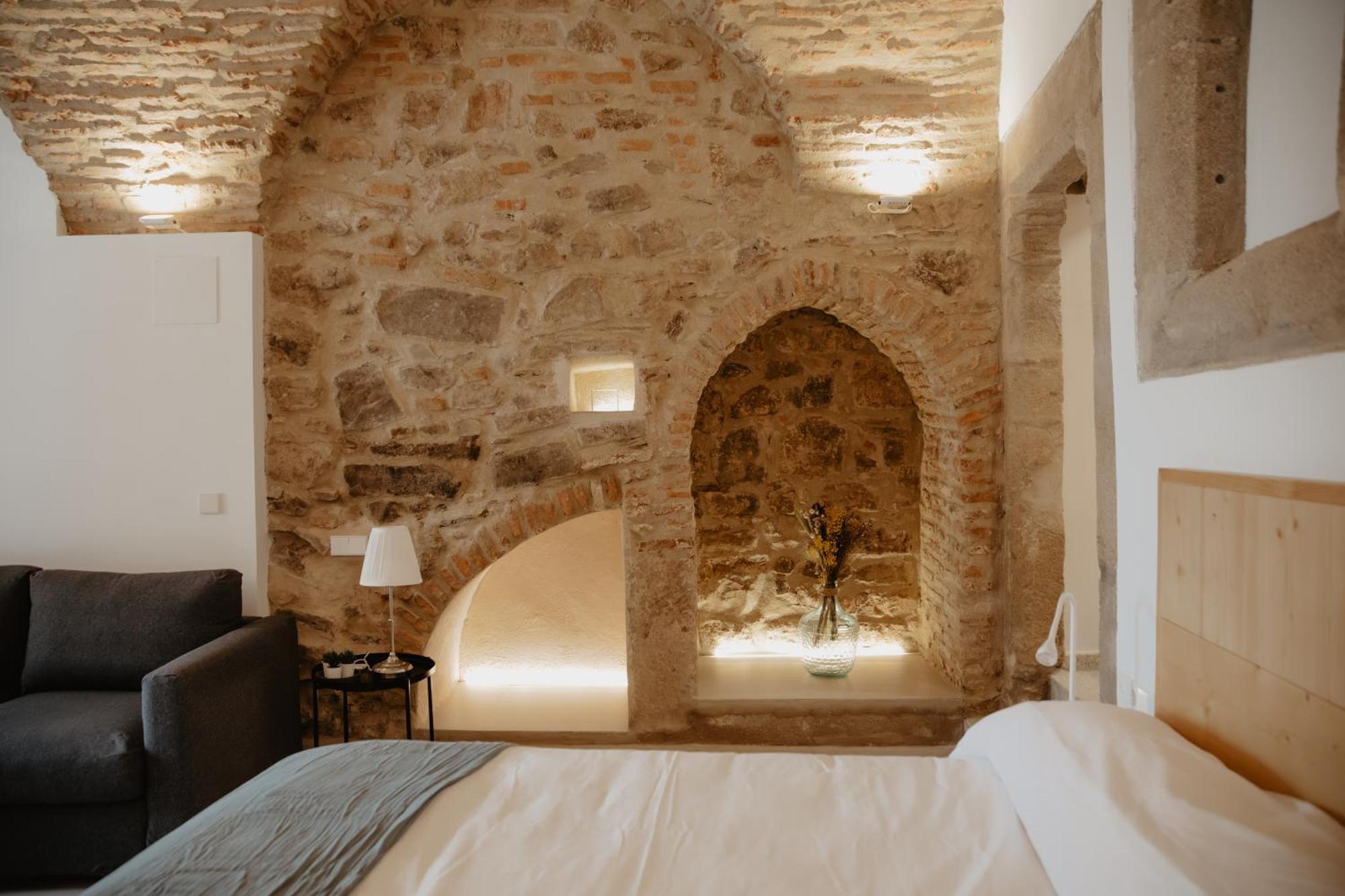 Portal De Santiago Apartment Caceres Exterior photo